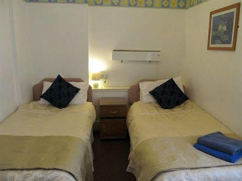 Alondra 3* Blackpool